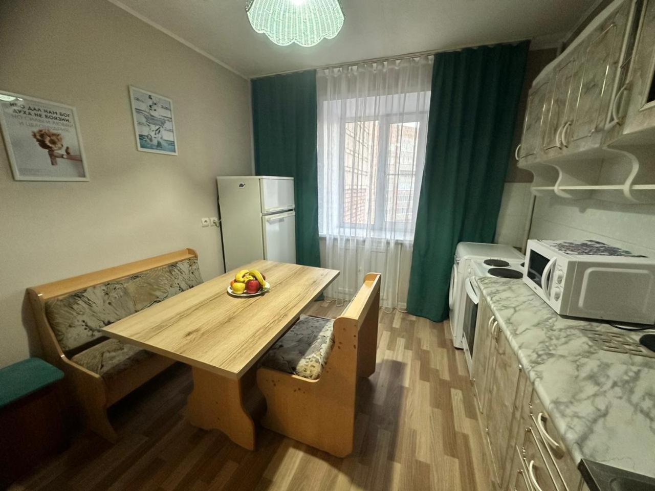 Lux Home На Берегу Ульбы Uszty-Kamenogorszk Kültér fotó